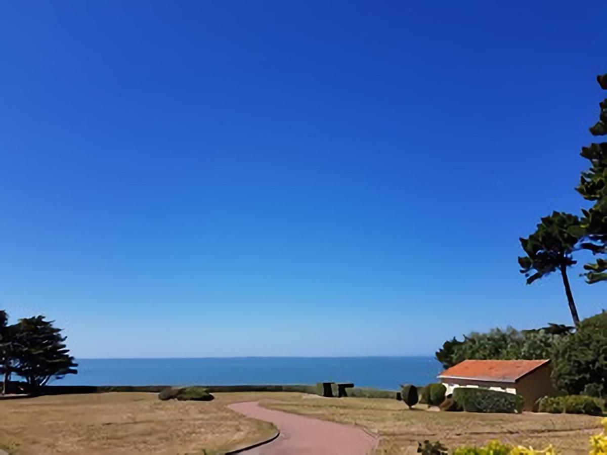 Appartement En Rdc Avec Terrasse Face A La Mer Pornic Esterno foto