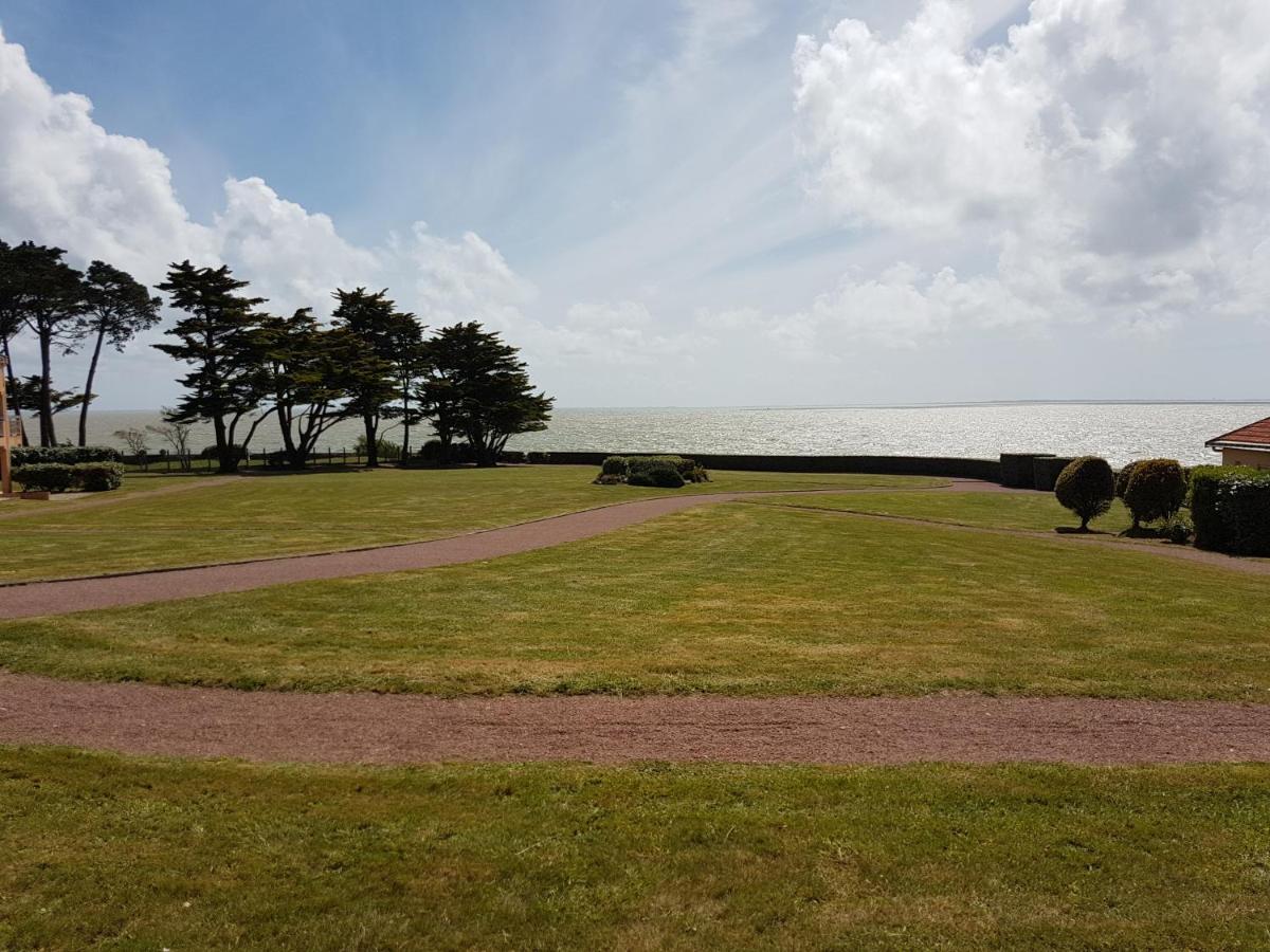 Appartement En Rdc Avec Terrasse Face A La Mer Pornic Esterno foto